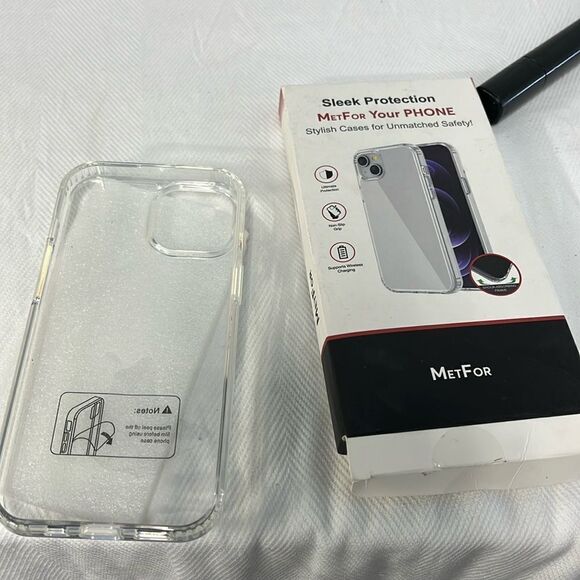 IPHONE 15 CLEAR PHONE CASE FTL-11-139 - Picture 1 of 4